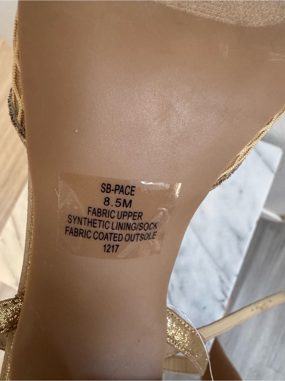 NWOT Betsey Johnson Gold Floral Crystal Pointed-Toe Heels - Picture 8 of 8